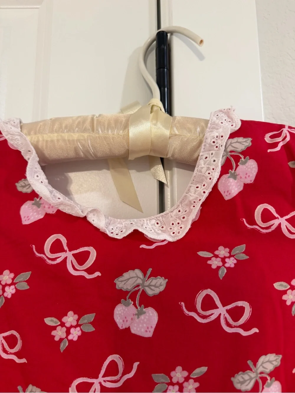 Girls' SweetHoney Red Long-Sleeve Strawberry Dress Set with Shorts Size 10 EUC